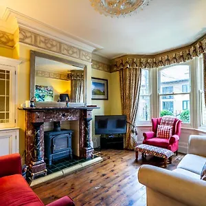 7 St John's Crescent York