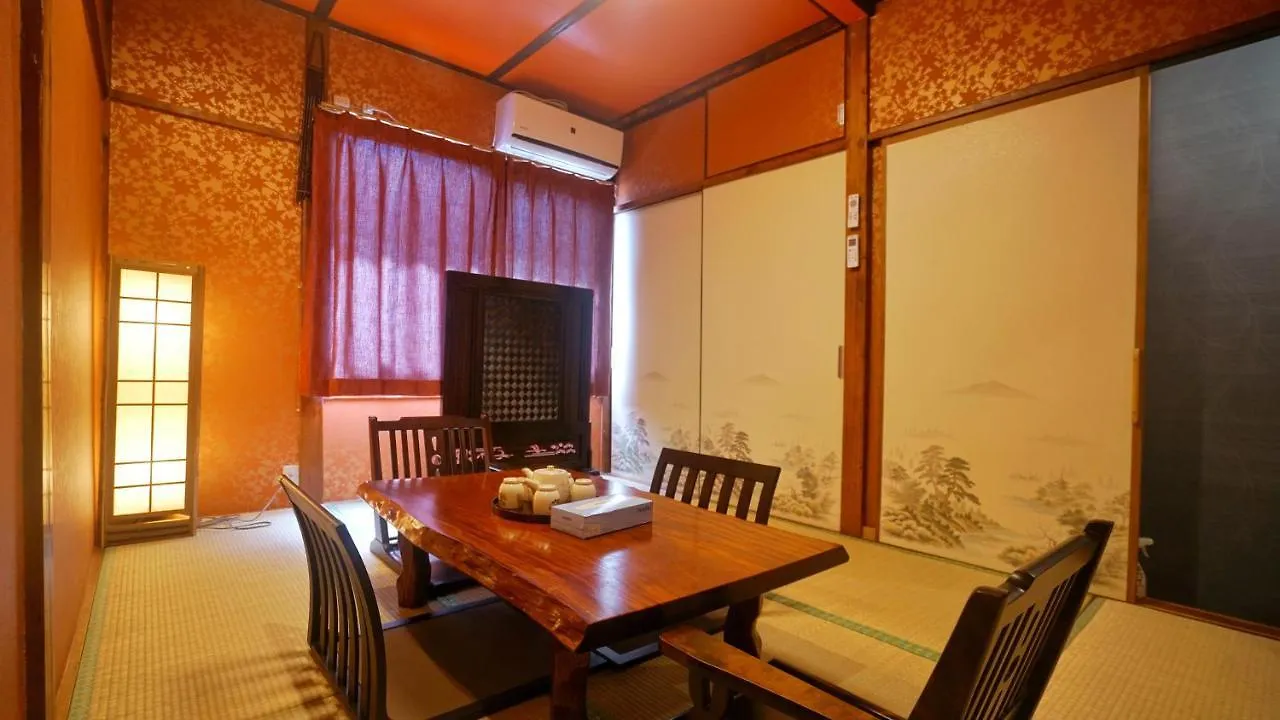 Holiday home Tokyo Ueno Blue House Villa